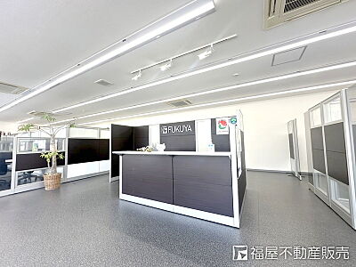 店舗内観