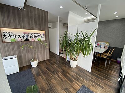 店舗内観