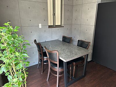 店舗内観