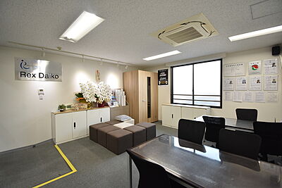 店舗内観