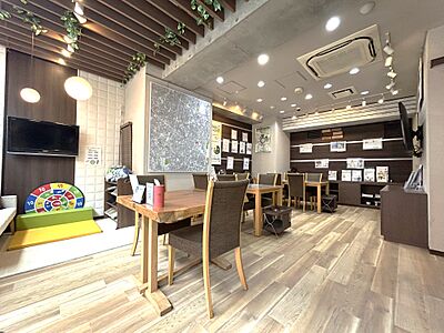 店舗内観