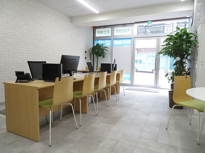 店舗内観