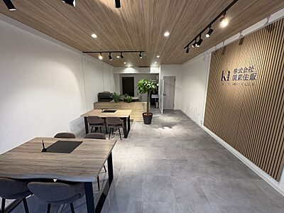 店舗内観