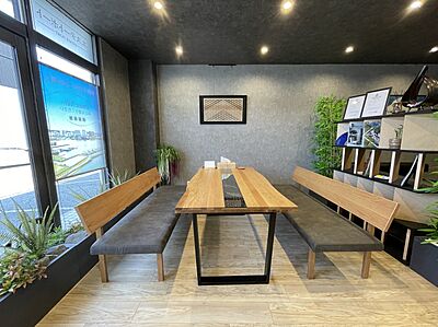 店舗内観
