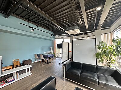 店舗内観